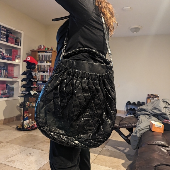 Miu Miu Beautiful Matelasse Large Black Bag - Picture 10 of 10